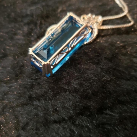 Blue Topaz & Diamonds necklace - Picture 7 of 9